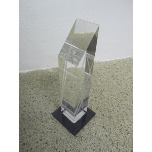 monolith-nr-5_acrylaat_26cm-hoog-1